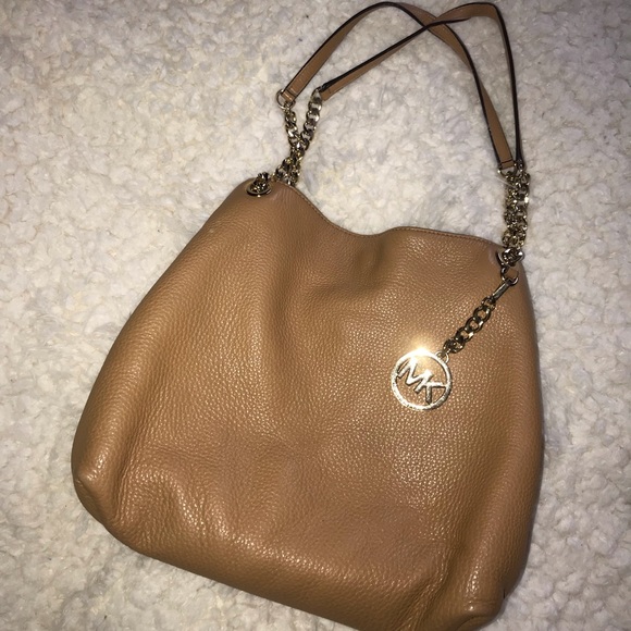 Michael Kors Handbags - Michael Kors Medium Sized Pebbled Leather Bag